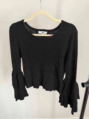 JACK by BB Dakota Black Bell Sleeve Cropped Sweater